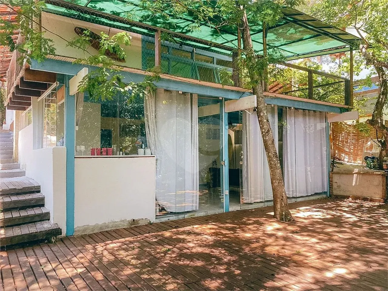 Casa com 2 quartos para locação em Caravelas - RJ