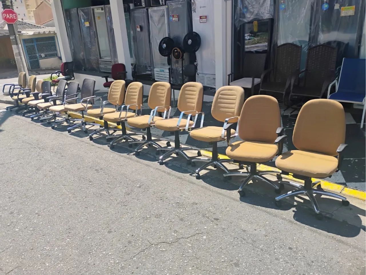 Cadeira para escritório semi presidente  - Foto 3