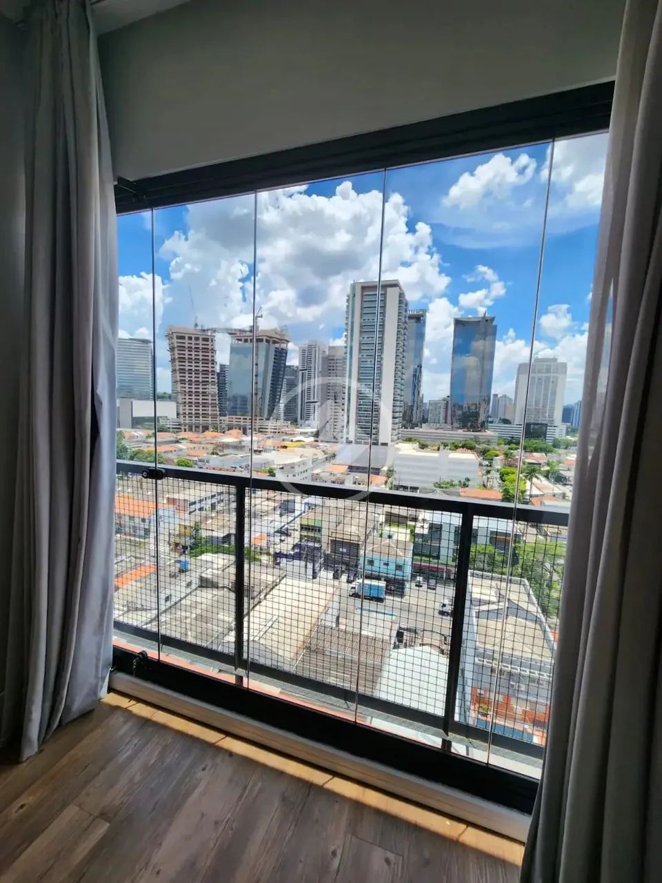 Vendo lindo Studio com 35m, 1 Dormitorio, 1 Vaga de Garagem, Chuveiro a Gás e Ar-Condicion - Foto 3