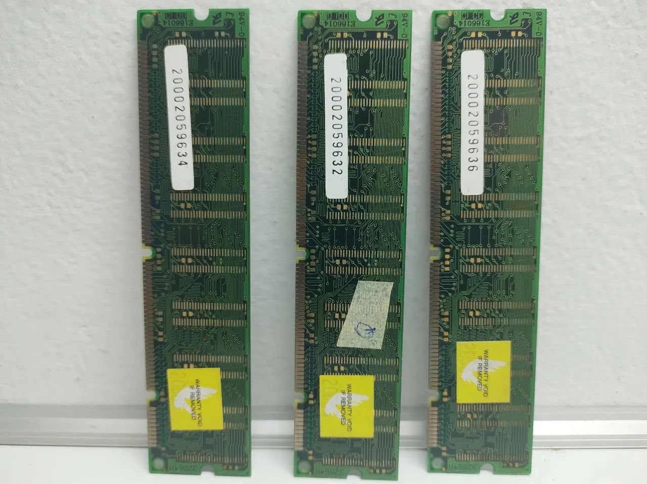 Kit 3x Memória SDRAM A-Data 128MB PC133 133MHz - Foto 2