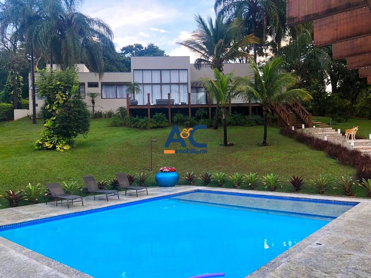 Belíssima casa no Condomínio Amendoeiras - Foto 2
