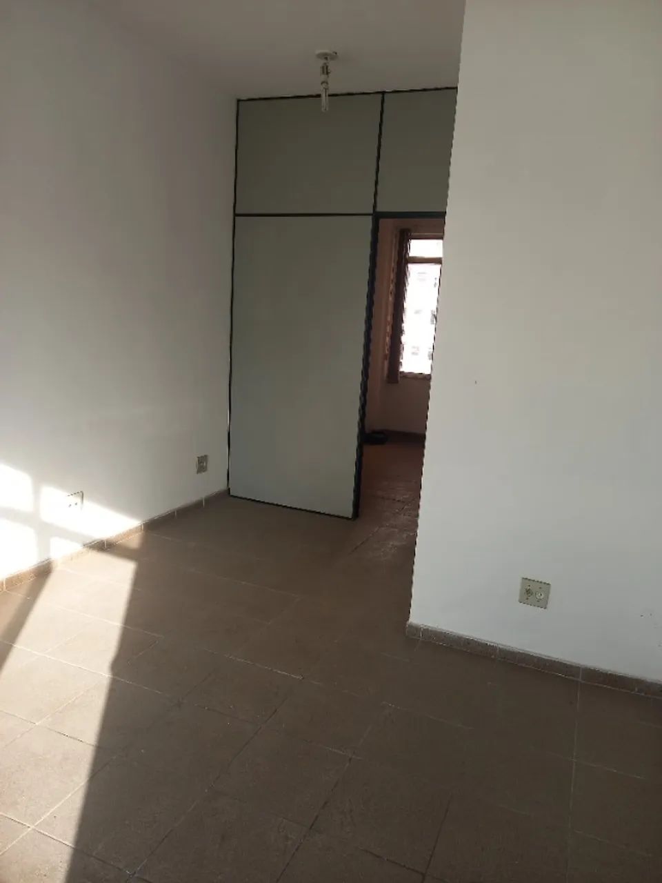 Venda de sala comercial no Méier- Dias da Cruz