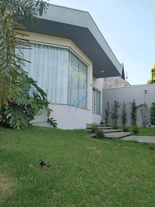 Casa à venda em Maringá, Jardim Tóquio, com 3 quartos, com 219.48 m² - Foto 2
