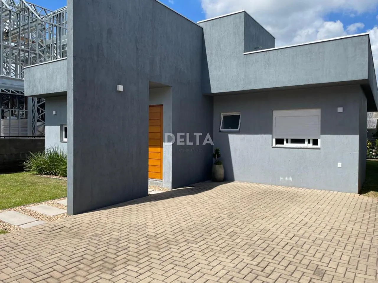 Casa Plana no Bairro Primavera em Dois Irmãos REF: 3175