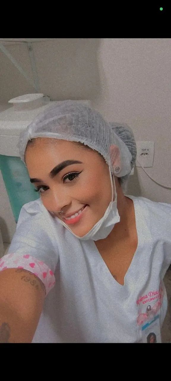 Cuidadora de idosos e acompanhante hospitalar 