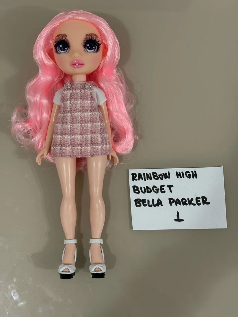 Rainbow High - Budget - Bella Parker
