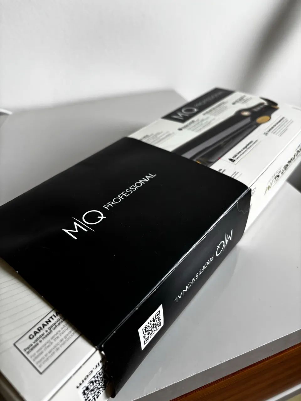 Chapinha de cabelo MQ Professional Hair Styling Max480 Slim Titanium preta - Foto 6