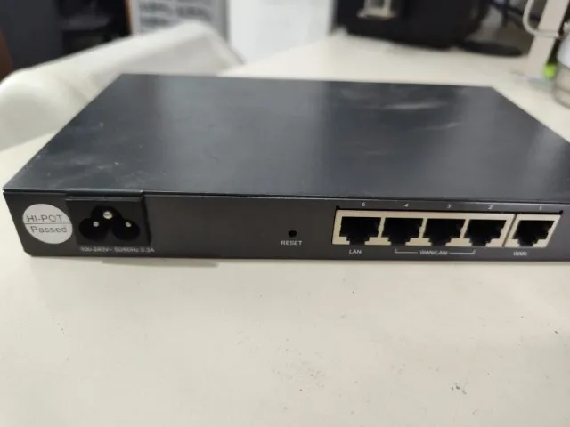 TP-Link TLR470T - Load Balance Router - Roteador de Internet