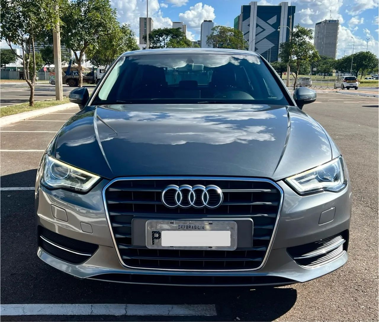 Audi A3 1.4 TFSI Sportback, 2016, pneus novos, revisado e todo original. Raridade! - Foto 2