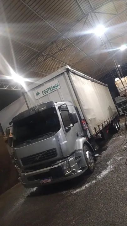 VM 260 Sider 10,2 mts 2010
