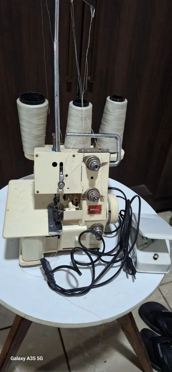 Máquina de Costura Overlock Semi Industrial - Foto 2