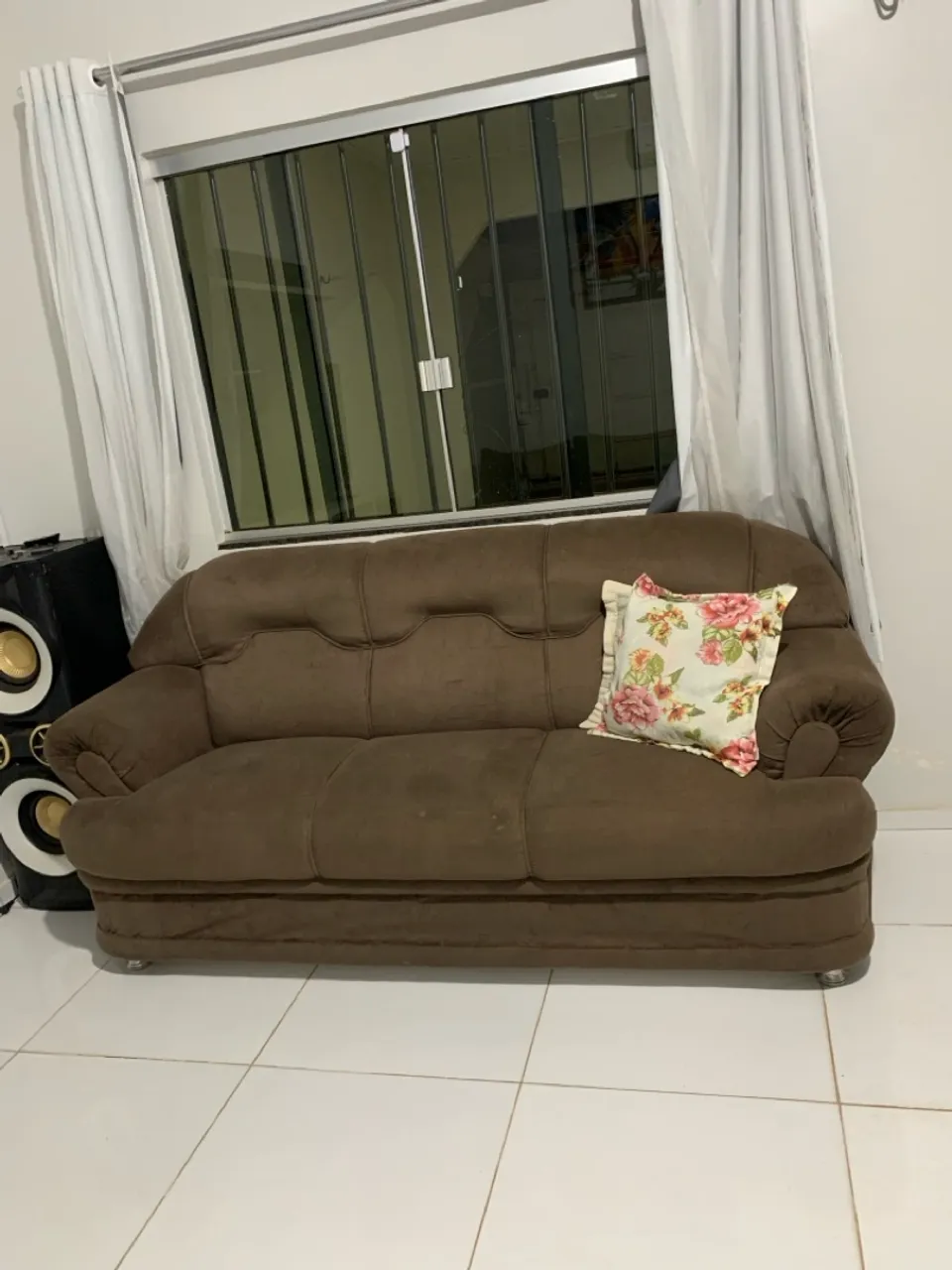 VENDO SOFÁ 3 LUGARES
