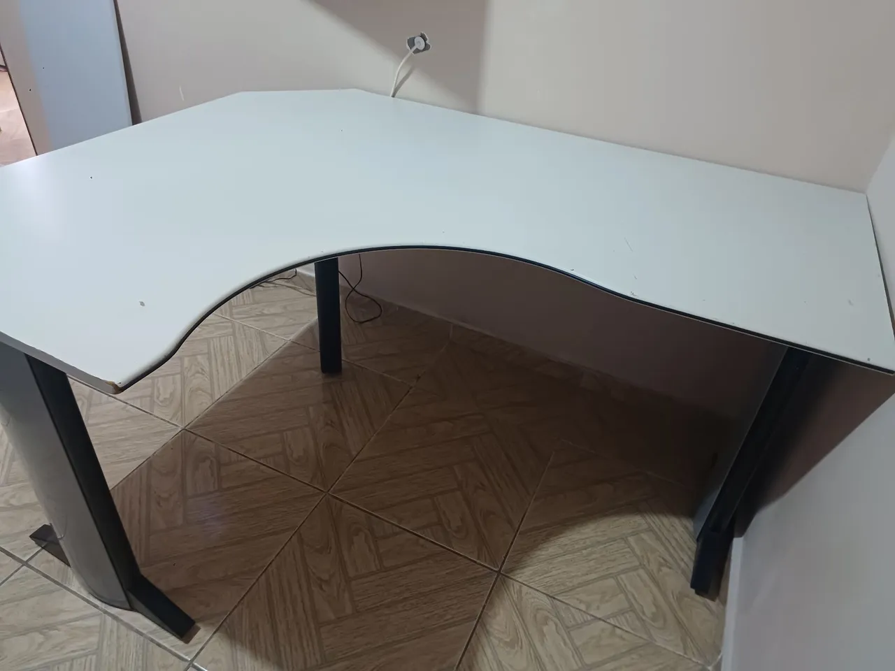 Mesa de canto branca