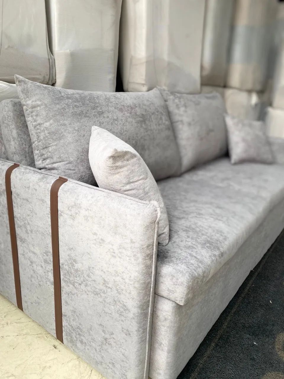 Sofá Dubai bouclê 1,60 mts  - Foto 2