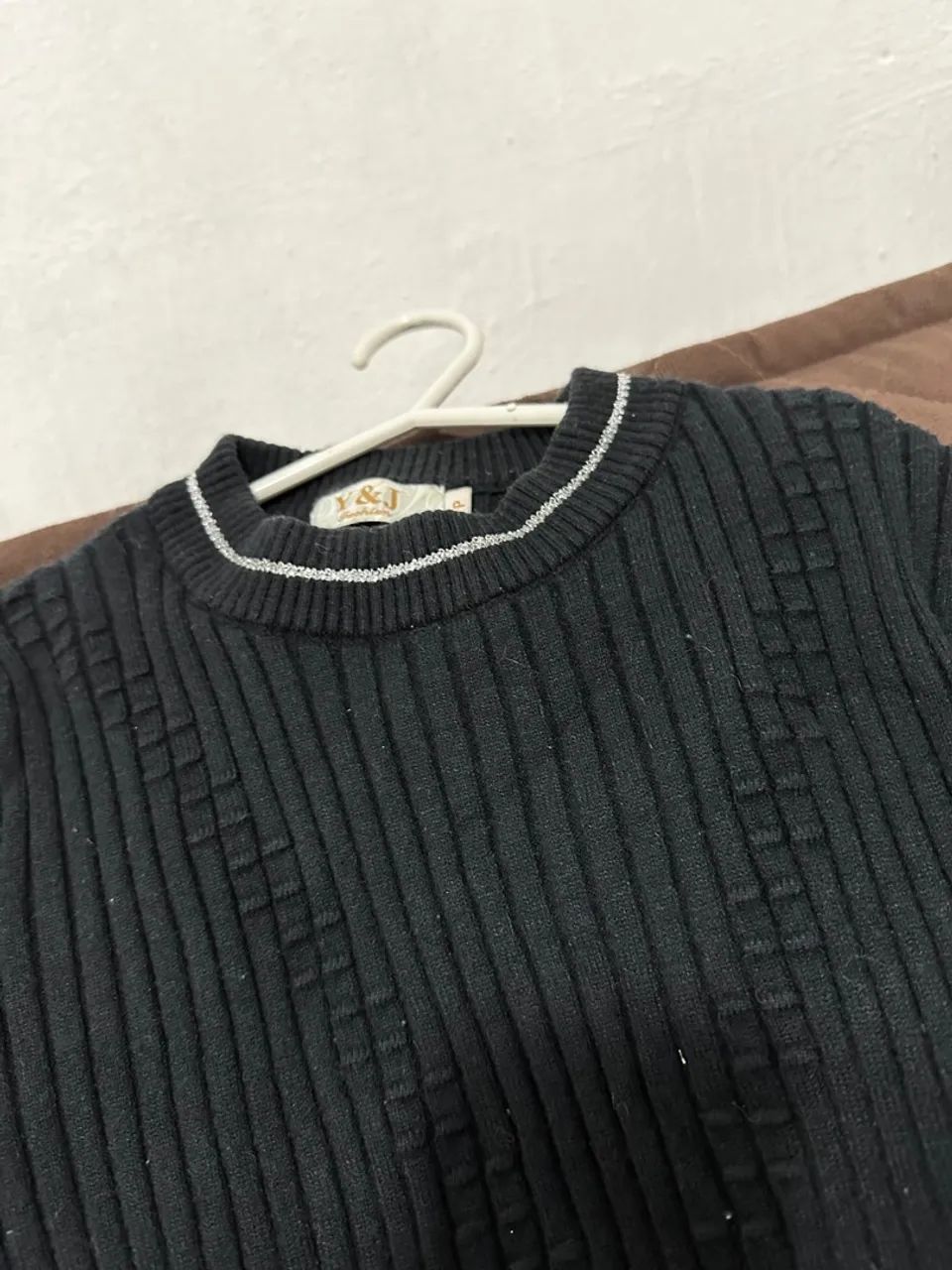 camiseta manga longa preta  - Foto 2