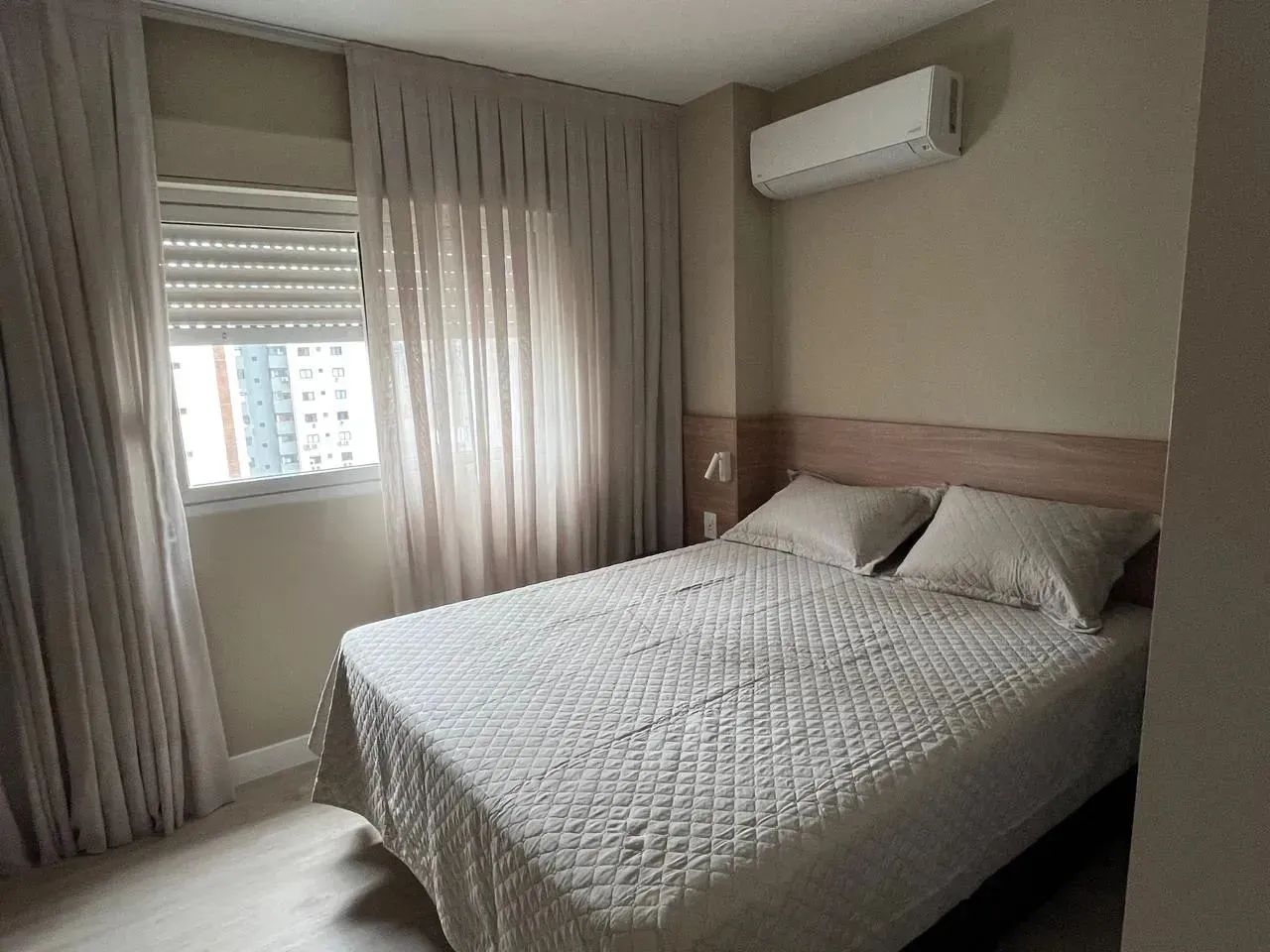 Apartamento para venda possui 180 metros quadrados com 2 quartos