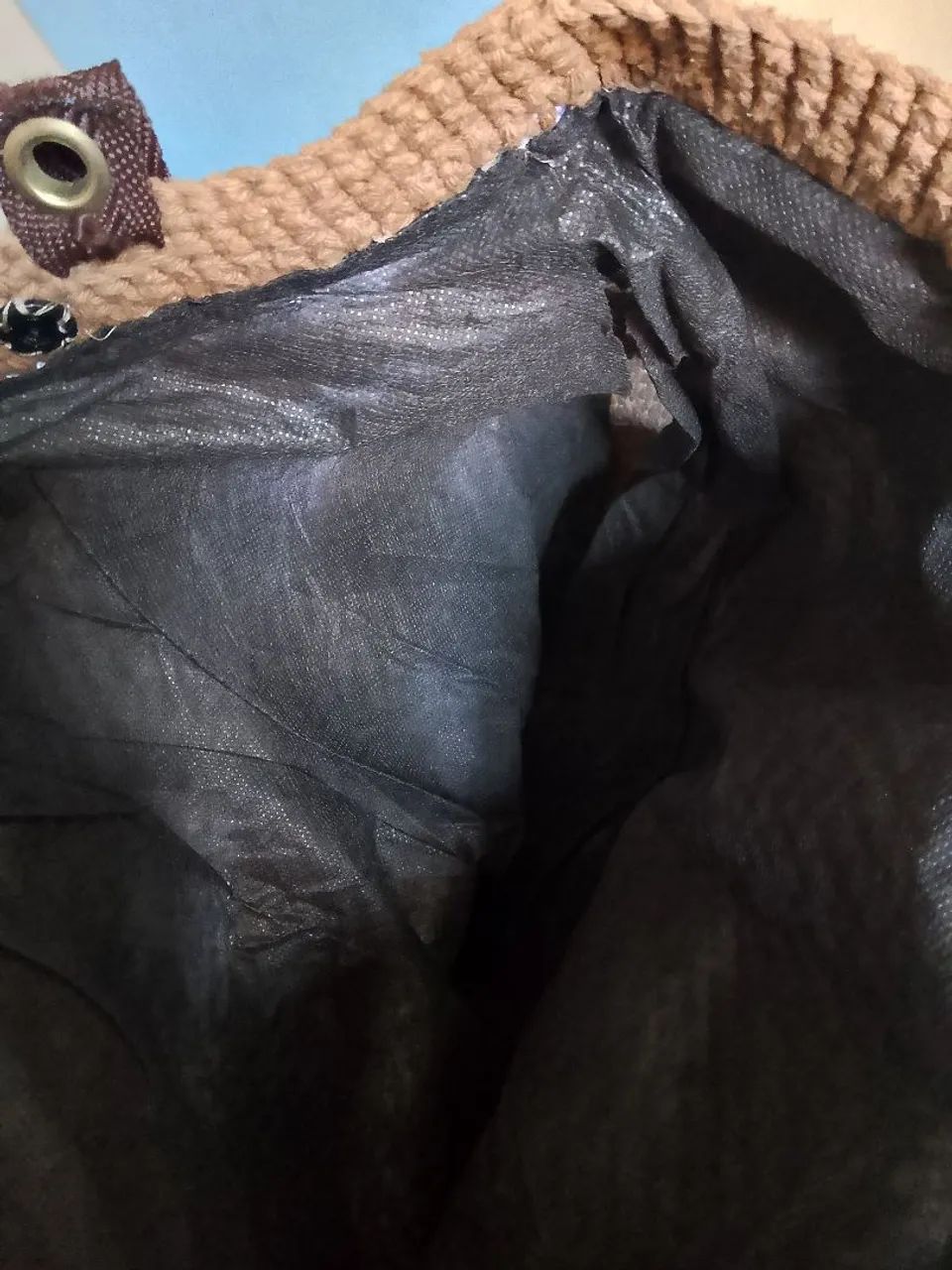 Bolsa de crochê bege e branca com flores 40$ - Foto 2