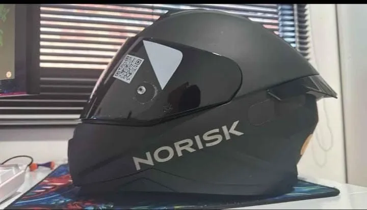 Capacete Norisk - Preto Fosco