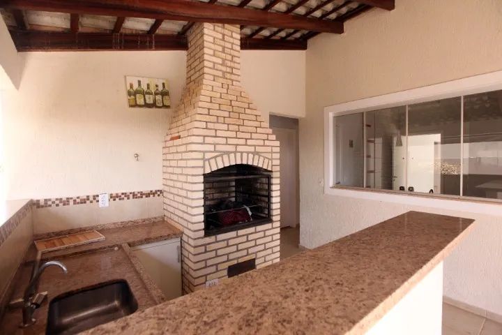 Excelente casa em condomínio com 5 casas perto do Taguaparque - Foto 5