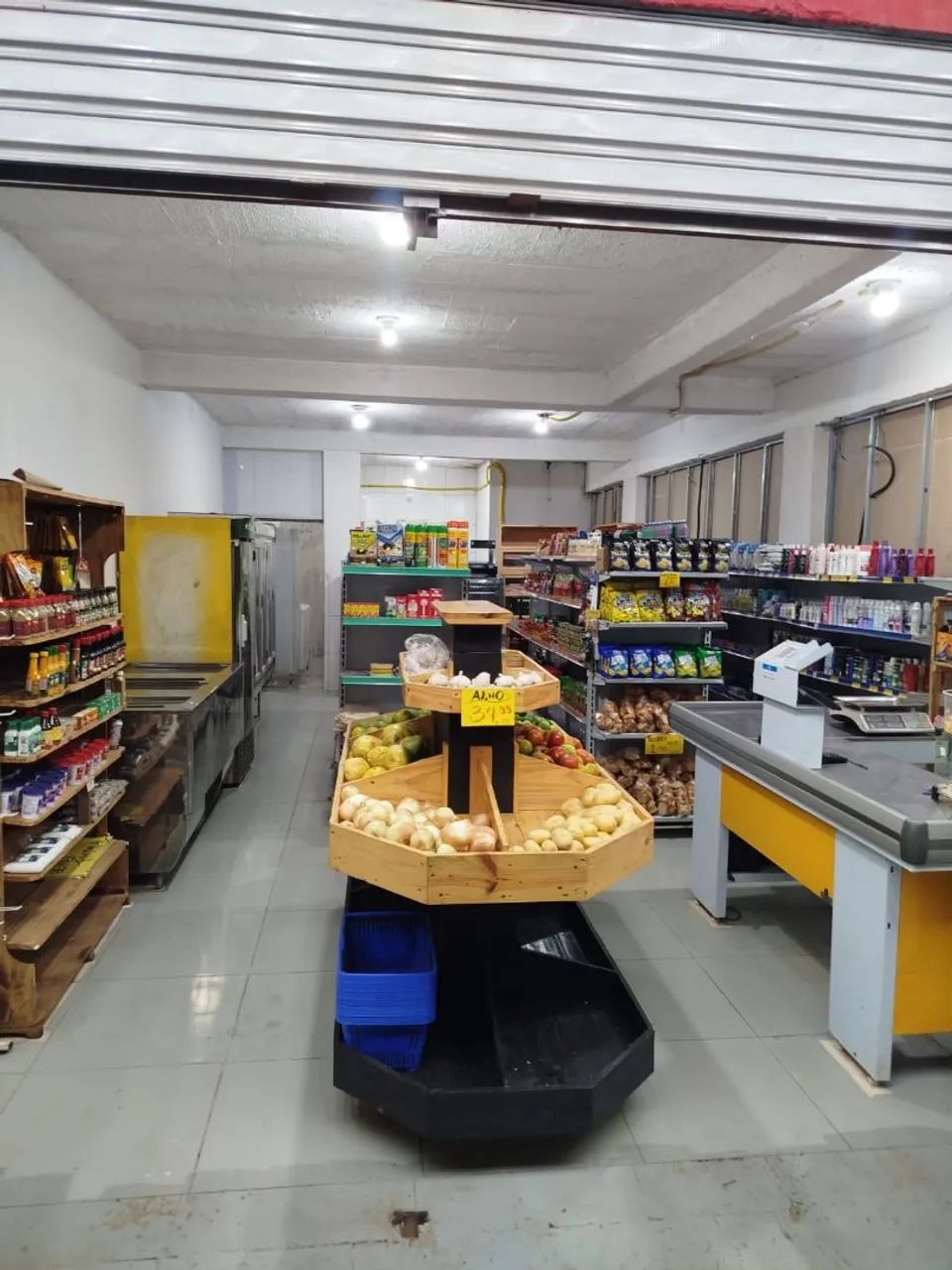 Vende - se supermercado completo 