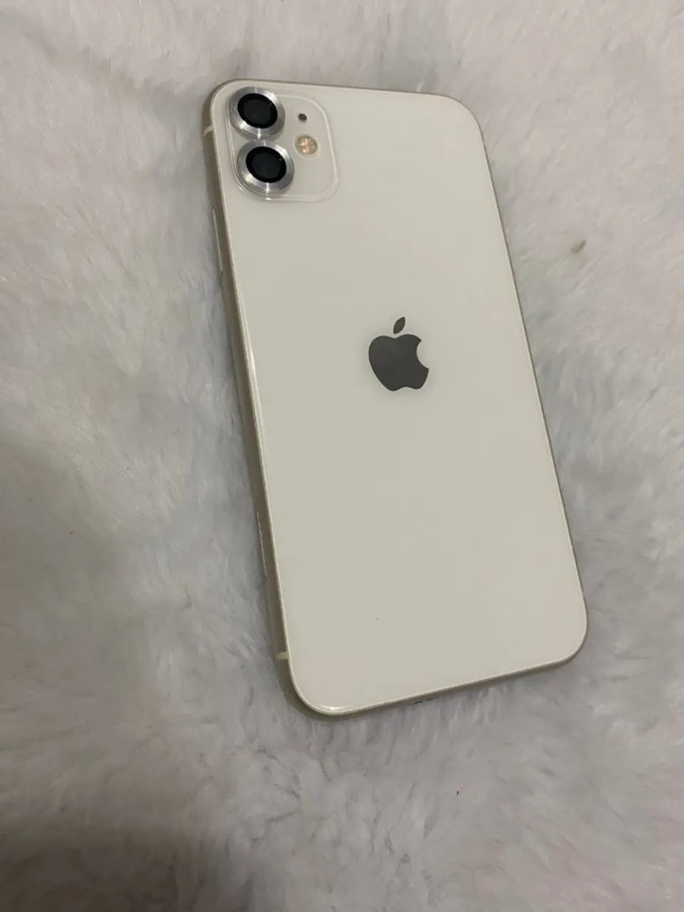 IPHONE 11em PERFEITO estado 128g ainda na garantia da loja que comprei