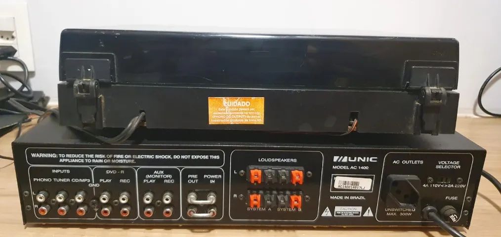 Toca disco de Vinil Gradiente e Amplificador Unic AC 1400 - Foto 4