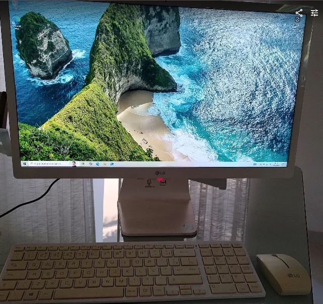 Computador All-in-one com TV 