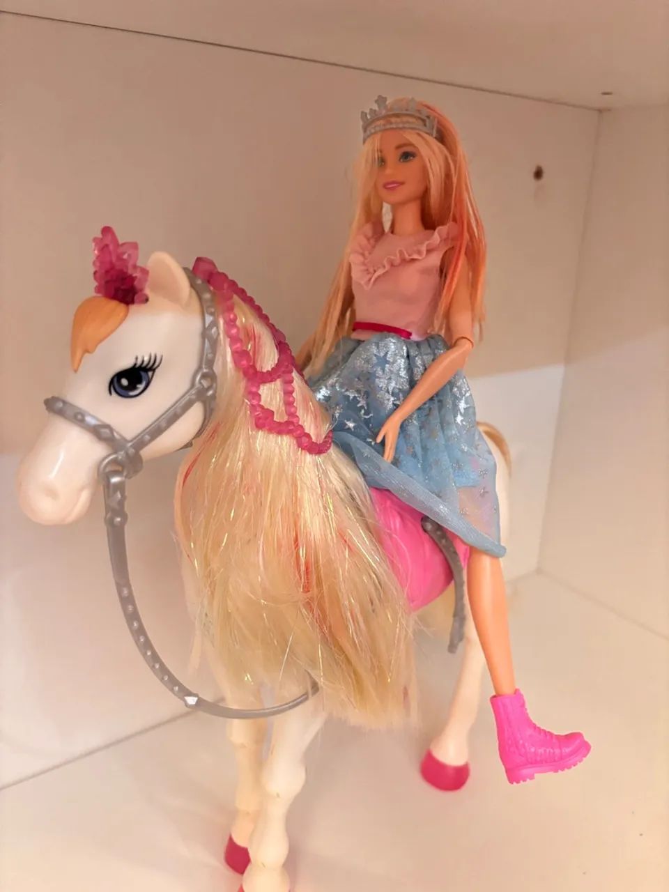 Barbie princesa com cavalo 