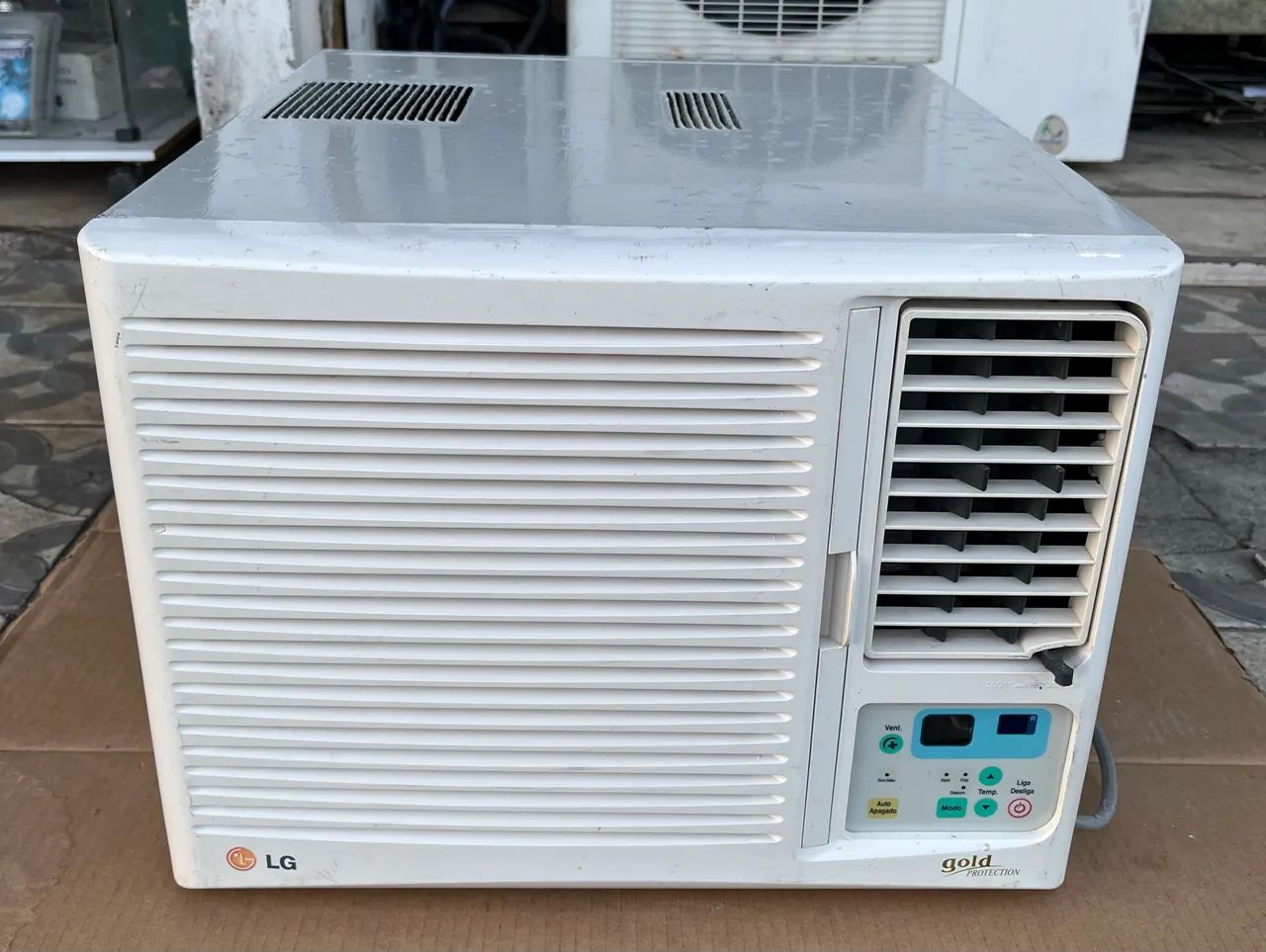 AR-CONDICIONADO DE JANELA 7.500 BTU (GARANTIA DE 4 MESES)