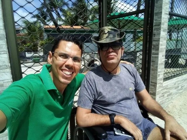 Cuidador e acompanhante de pessoas - Foto 2
