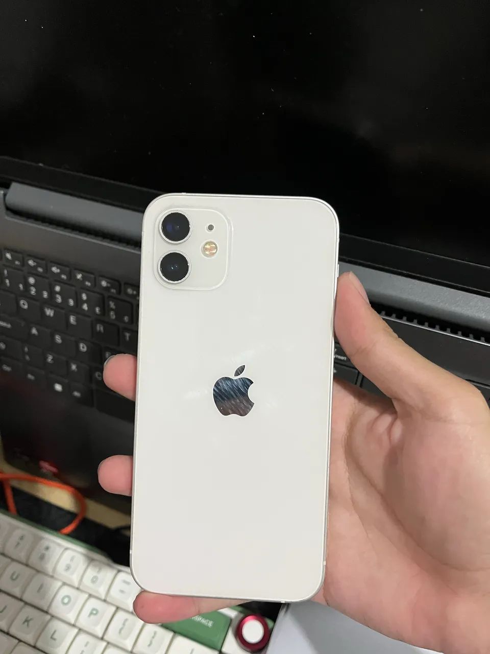 iPhone 12 64gb branco - Celulares e Smartphones - Espinheiros