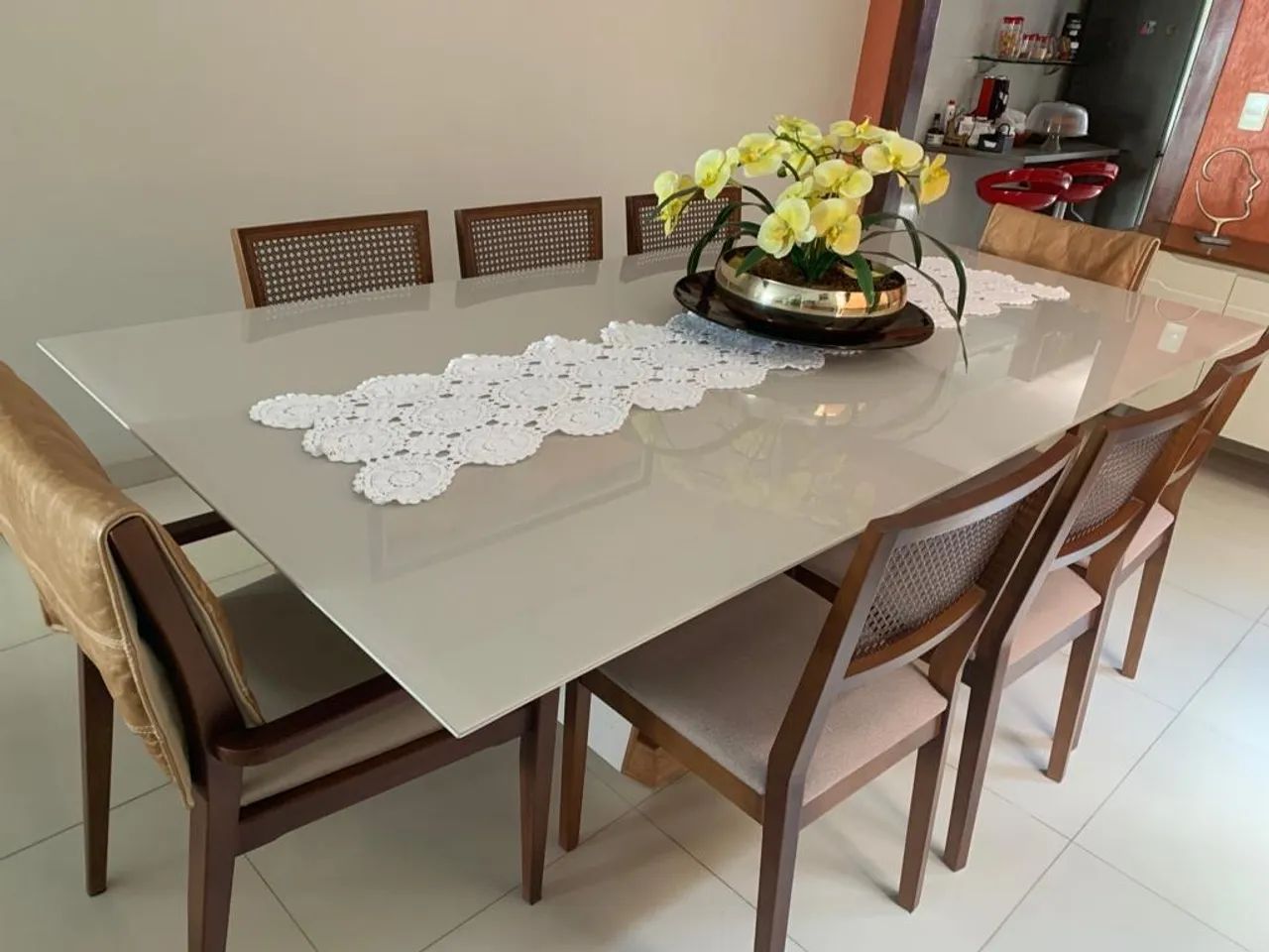 Mesa de Jantar 8 Lugares em Madeira Nobre e Laca - 2,4m x 1,2m   - Foto 2