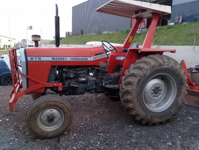 Trator massey ferguson 275 4x2 motor novo 300hs dir hidr bloqueio ano 1990