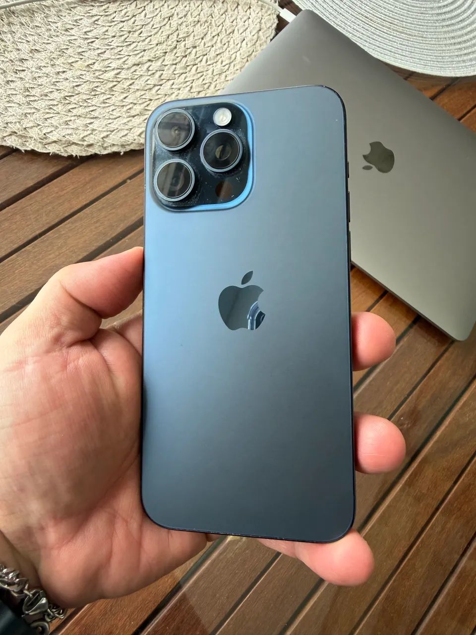 iPhone 15 ProMax 512gb azul - Celulares e Smartphones