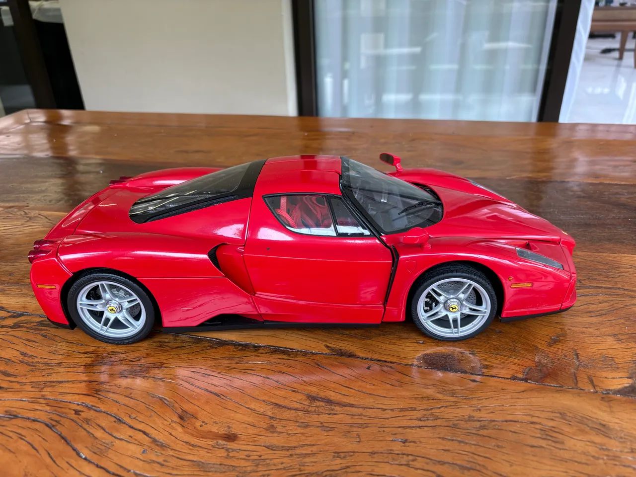 planeta deagostini enzo ferrari escala 1/10 - Hobbies e coleções