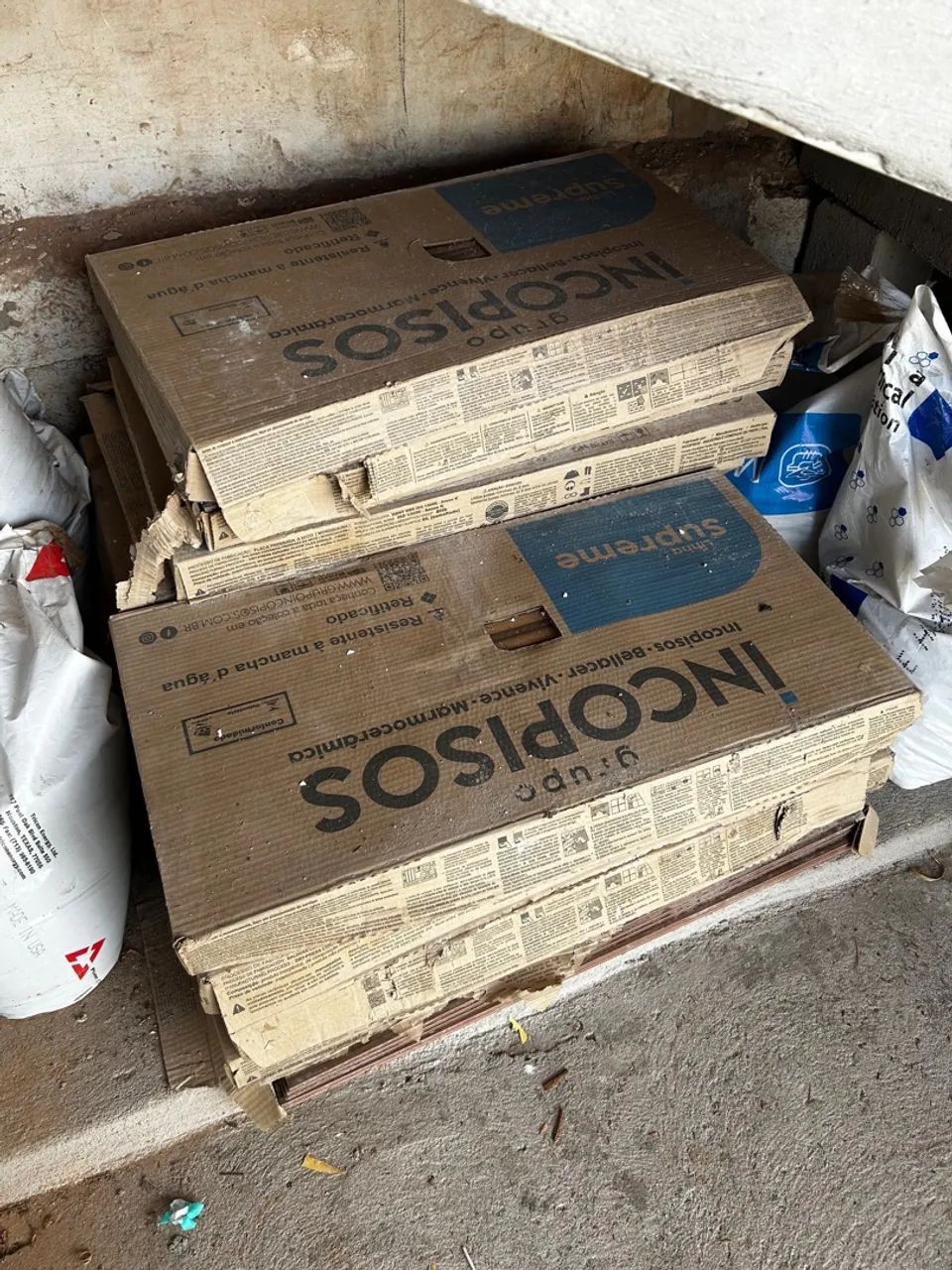 Pisos Incopisos Supreme - porcelanato ripado de madeira