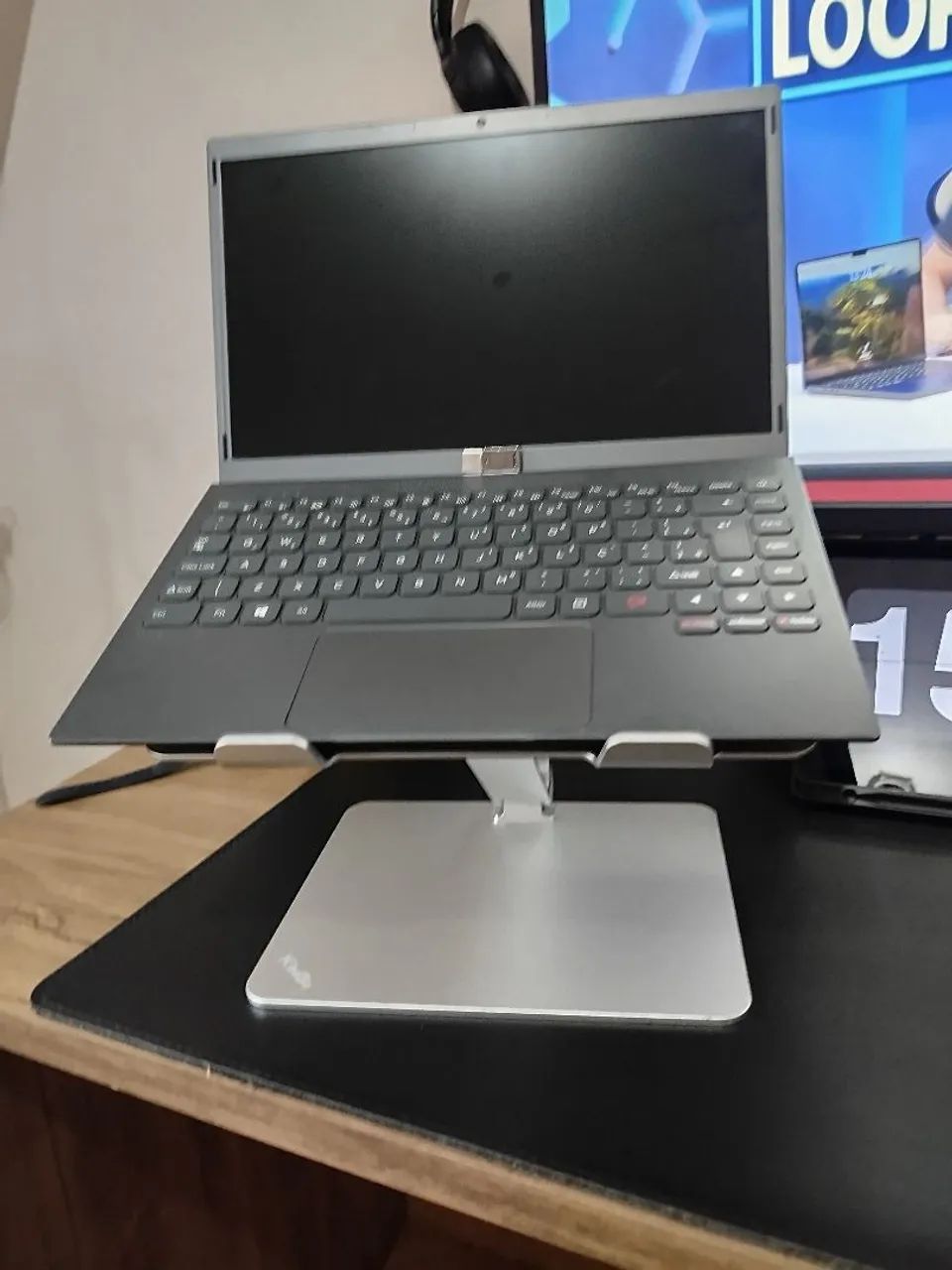Suporte para Notebook ou DJ ajustável e Ergonômico - Foto 2