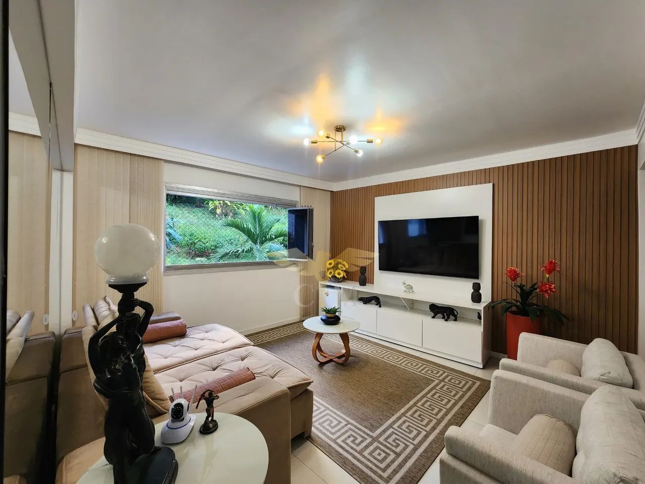 Apartamento Com 2 Quartos Em 72M² E 1 Vaga De Garagem Na Graça. 9U2KHF