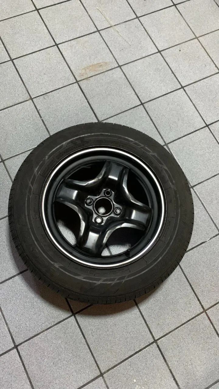 03 PNEUS E RODAS DE FERRO - ORIGINAIS GM - ÔNIX LT 2025 ARO 15 2ª GERAÇÃO - USADOS - Foto 4