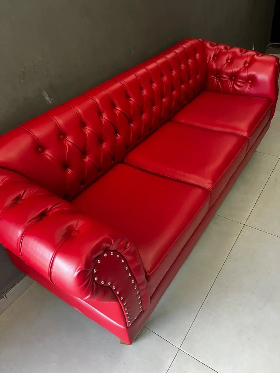 Red Leather Sofa65568122845059120