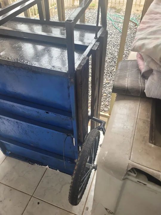Carrinho de mão em aço para comércio - Foto 2