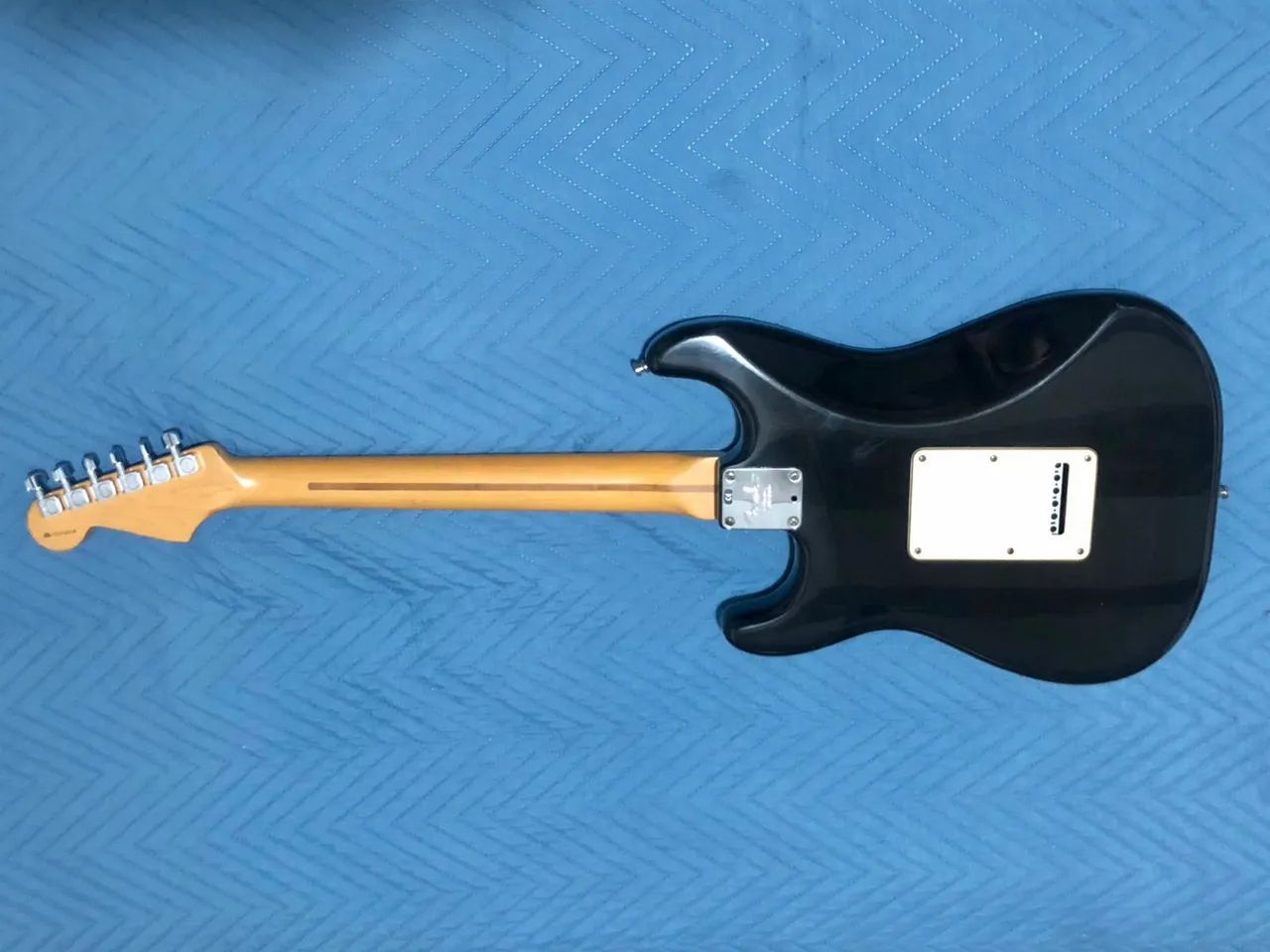 Guitarra Fender American Standard Stratocaster  - Foto 4