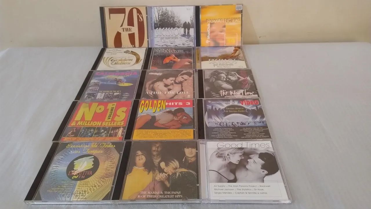 Lote de CDs Musicais - Diversos Artistas e Gêneros