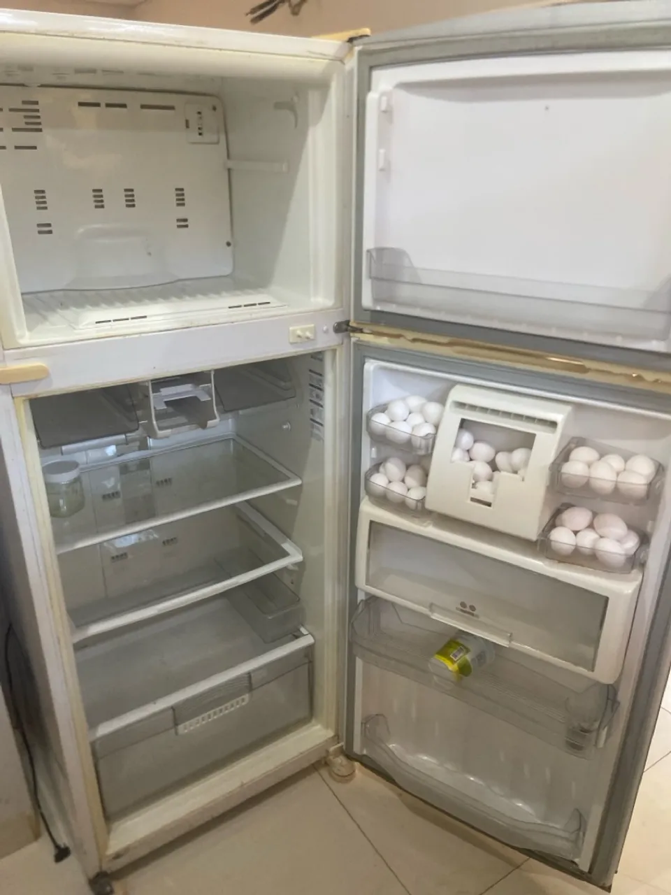 Geladeira com defeito 