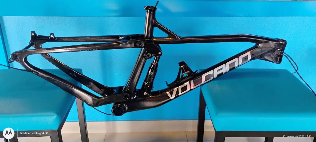 Quadro de Bicicleta Volcano Full Suspension fibra de carbono 