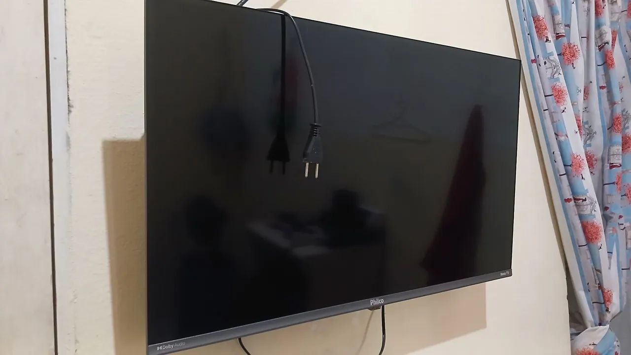 TV PHIlCO 32 Apenas 2 Meses de uso - Foto 2