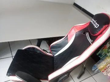 Cadeira reclinável l