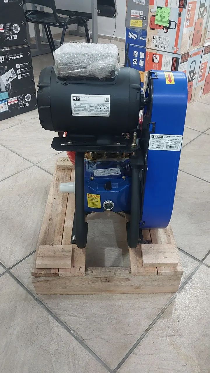 Lavadora para lavajato profissional 2cv 350psi Chiaperini - Loja/Nova - Foto 4