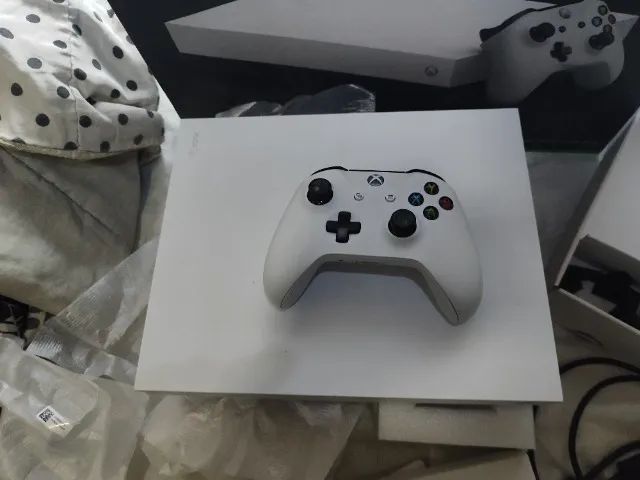 Xbox One X edição limitada branco - Foto 2