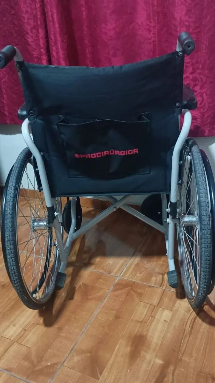 Cadeira de rodas - Foto 3
